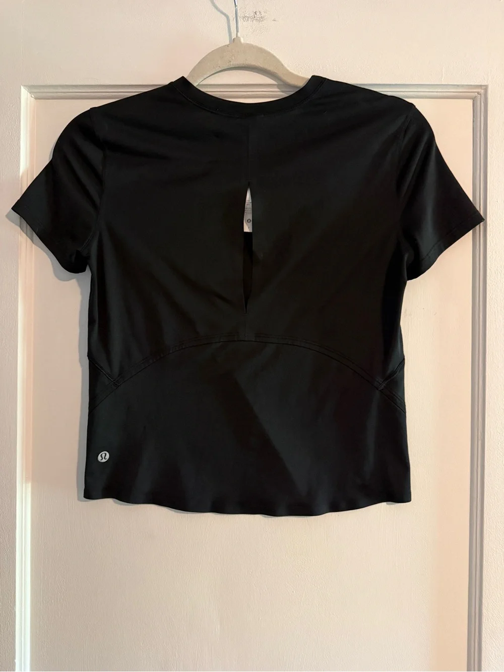 Lululemon Ultralight Reflective Running T-Shirt Size 2